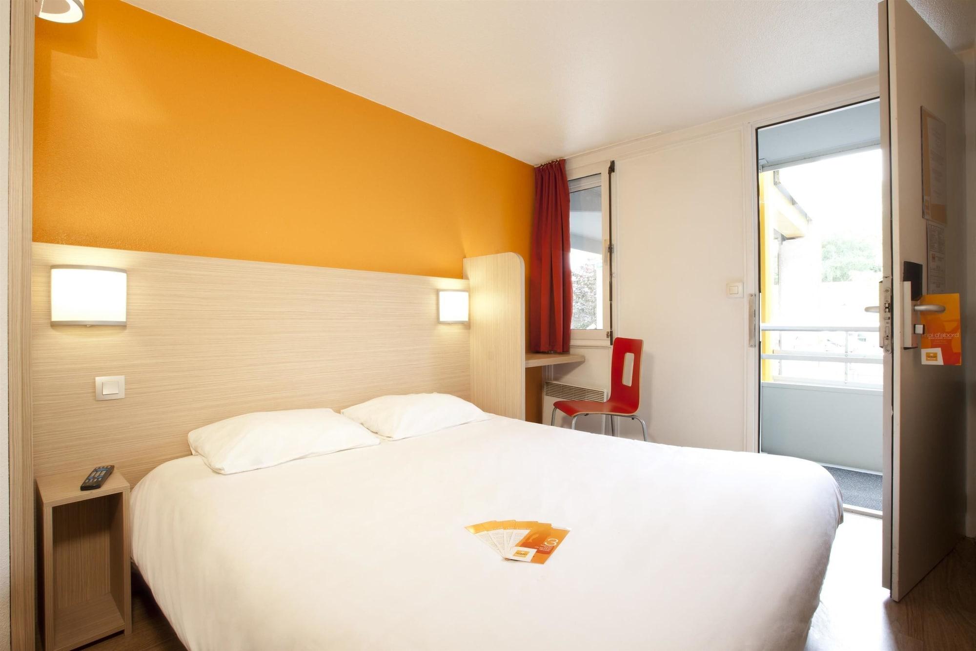 Premiere Classe Auxerre Monéteau Exteriér fotografie